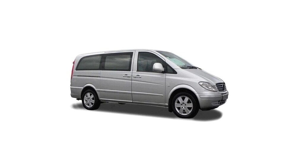 Private Minivan: Piraeus Port