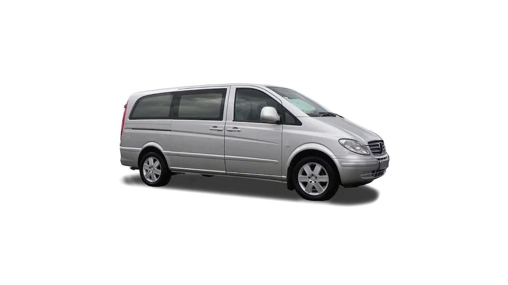 Private Minivan: Piraeus Port