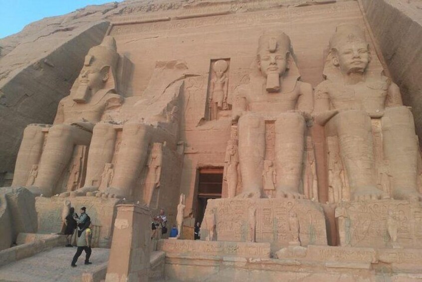 4 Days Nile Cruise Luxor, Aswan, Abu Simbel with Train Tickets from Cairo
