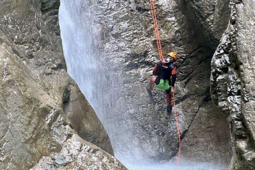 Canyoning - Heart Creek Canyon (Half day beginner level)