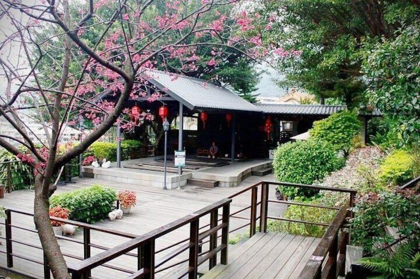 Enjoy private bath house