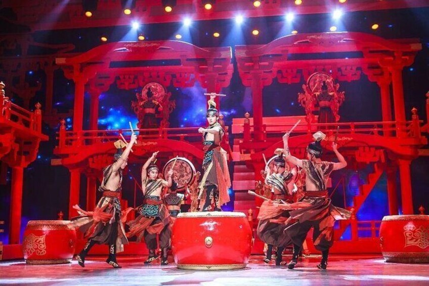 Evening Tour: Xi'an Tang Dynasty Music and Dance Show and Dumpling Banquet