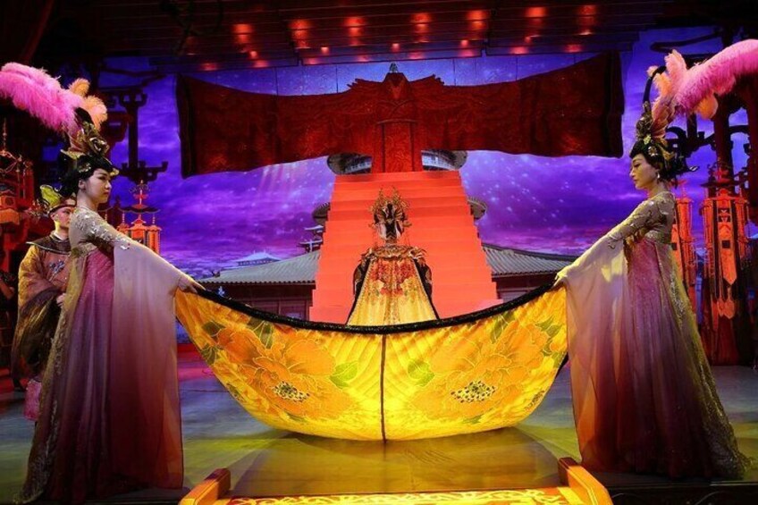 Evening Tour: Xi'an Tang Dynasty Music and Dance Show and Dumpling Banquet