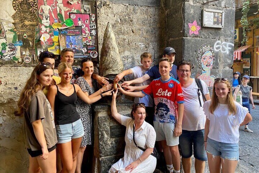 Tasty Naples Street Food Tour of MustEat Gourmet Specialties and MustSee Sites
