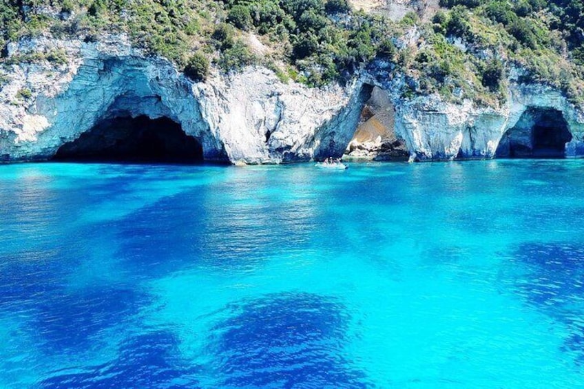 Paxoi, Antipaxoi and Blue Caves Cruise from Corfu