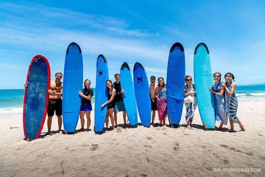 The best surf lessons in Kuta