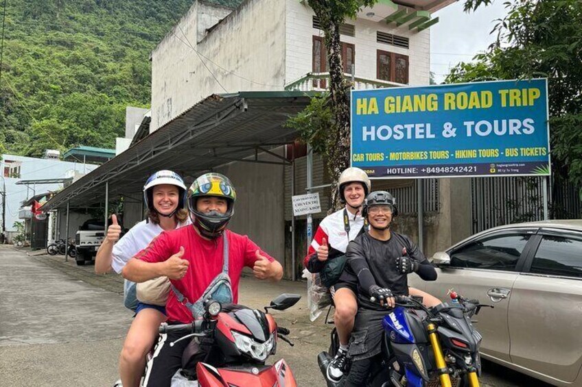 4D3N LOOP TOUR WITH EASY RIDERS ( small group 4-8 people)