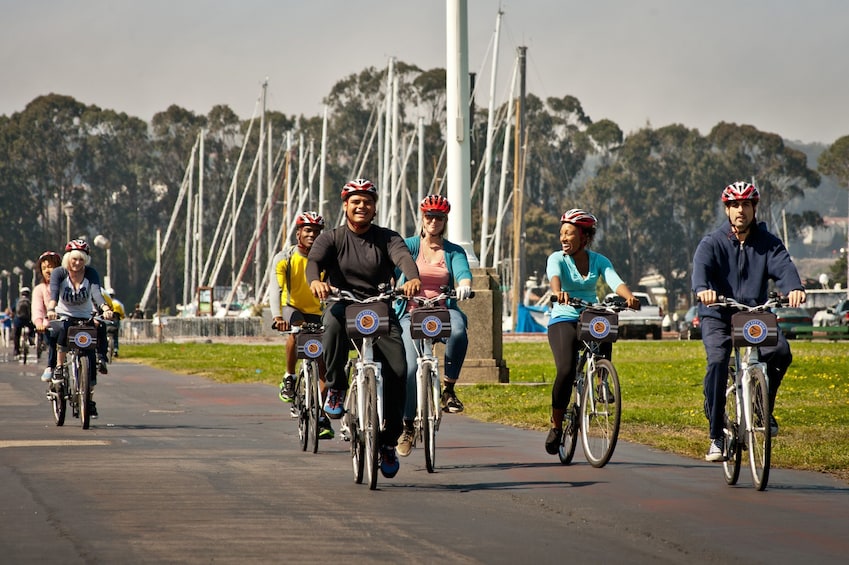 Golden Gate Bridge to Sausalito Guided Bike Tour