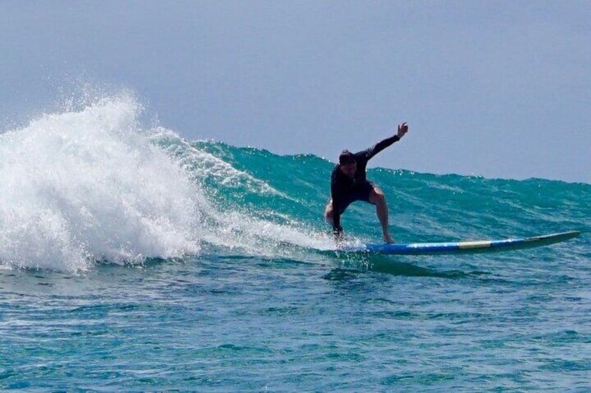 Private 1.5-Hour Surfing Lesson in Honolulu