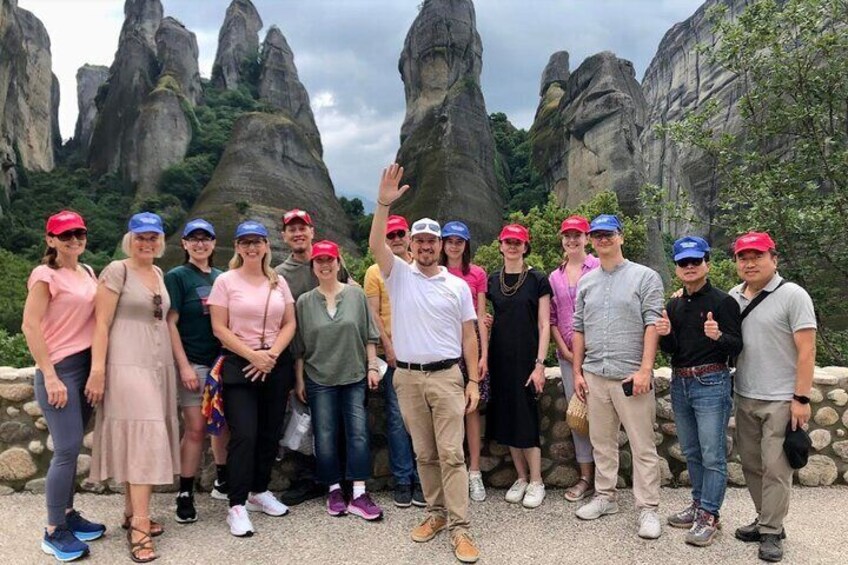 Athens:Meteora DayTrip English or Spanish & Lunch by Local agency