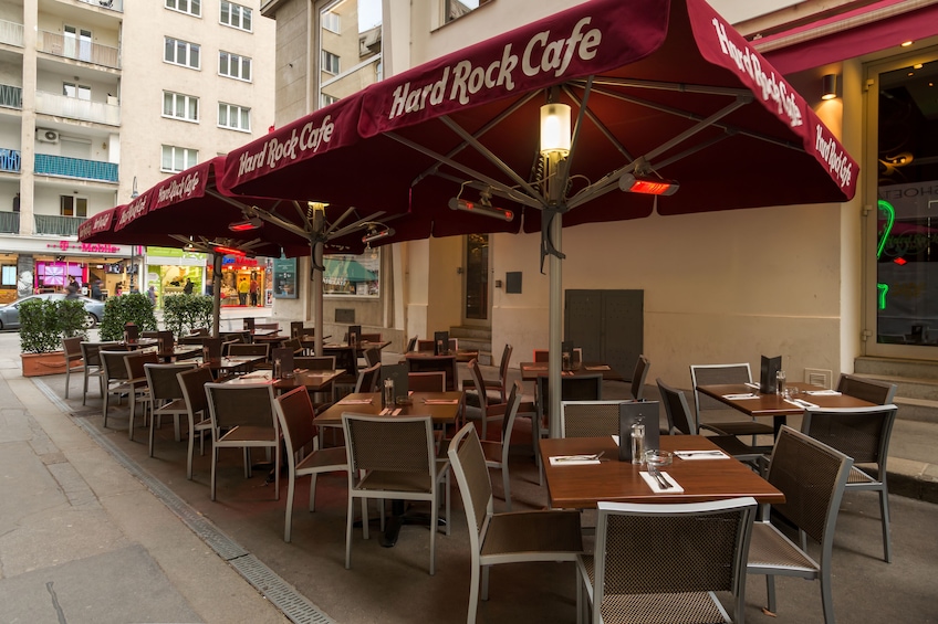 Hard Rock Cafe Dining with Priority Seating
