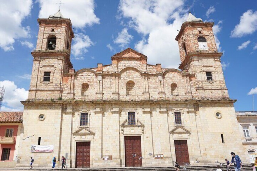 Tour to the Salt Cathedral of Zipaquirá - Hotel Pickup + Tickets