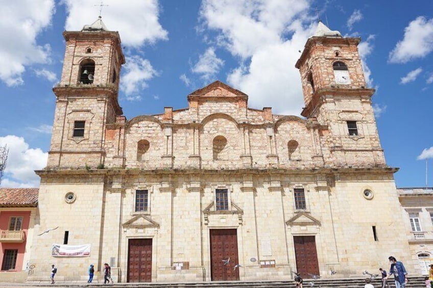 Tour to the Salt Cathedral of Zipaquirá - Hotel Pickup + Tickets
