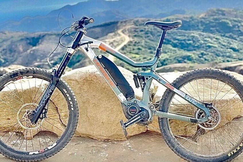 Santa Monica Premium Electric Mountain Bike Tour