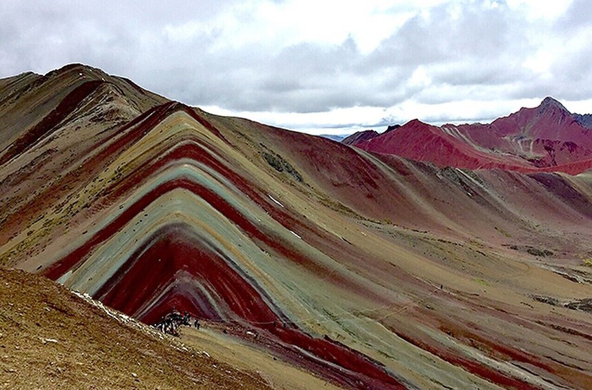 RAINBOW MOUNTAIN - VINICUNCA - MONTAÑA DE COLORES