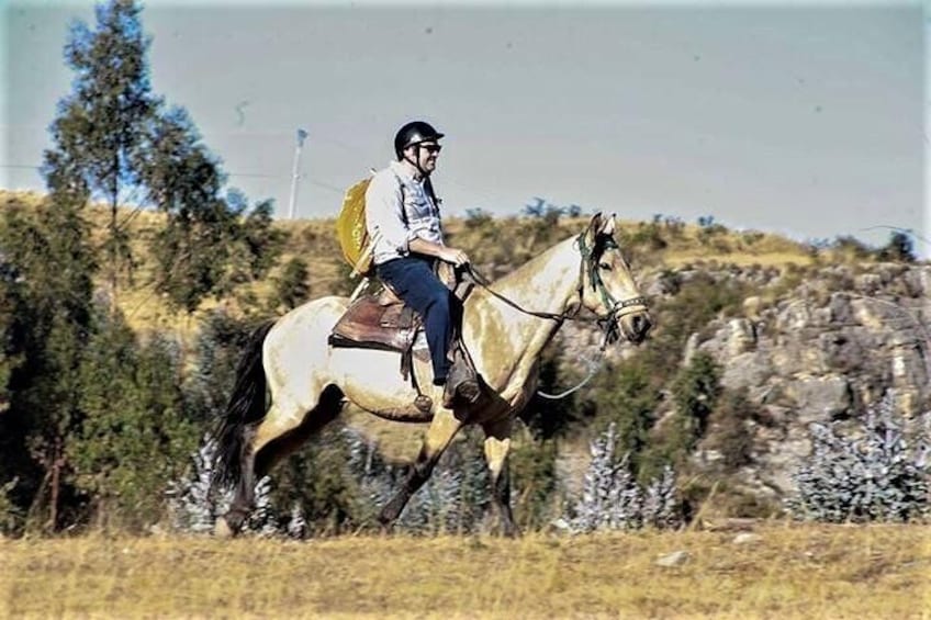 Horse Riding Chacan Mountain And Temple Of The Moon