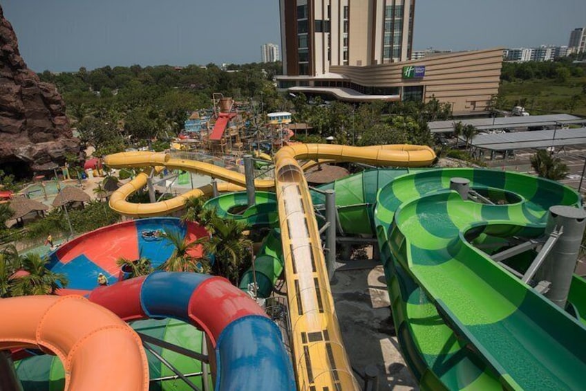 Vana Nava Waterpark Hua Hin Day Ticket include Towel and Locker