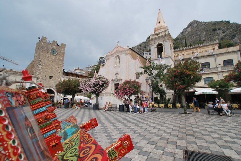 Taormina Etna visit and wine tasting and lunch in winery from 2 to 8 persons max