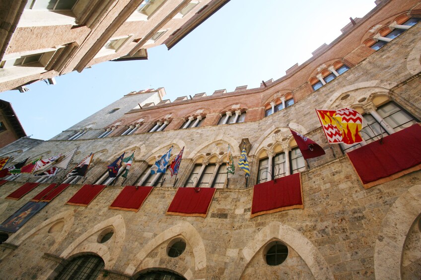 Special Event Palio of Siena Horserace with Dinner