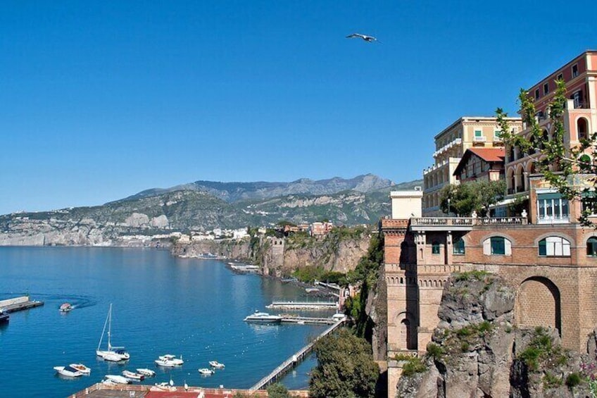 Pompeii, Sorrento And Positano - Deluxe Group Tour