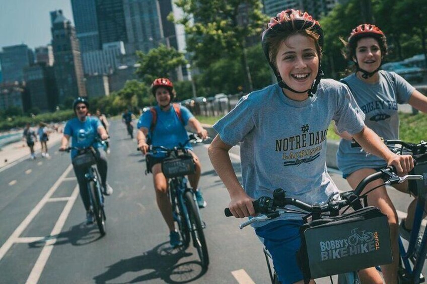 Bike Tour of Chicago's Lakefront Neighborhoods 