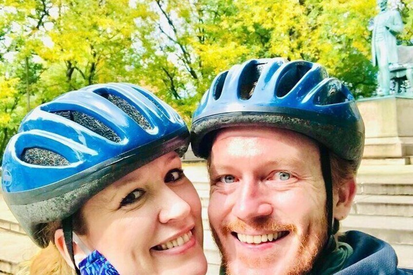 Bike Tour of Chicago's Lakefront Neighborhoods