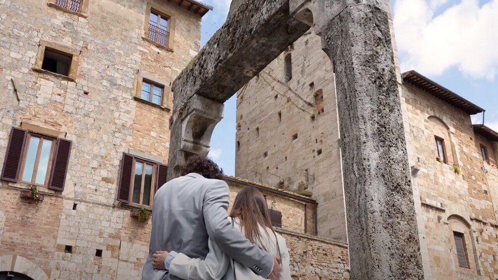 Tuscany in 1 day from Florence: Pisa, San Gimignano & Siena with Lunch