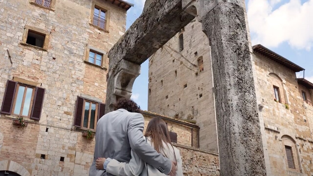 Tuscany in 1 day from Florence: Pisa, San Gimignano & Siena with Lunch