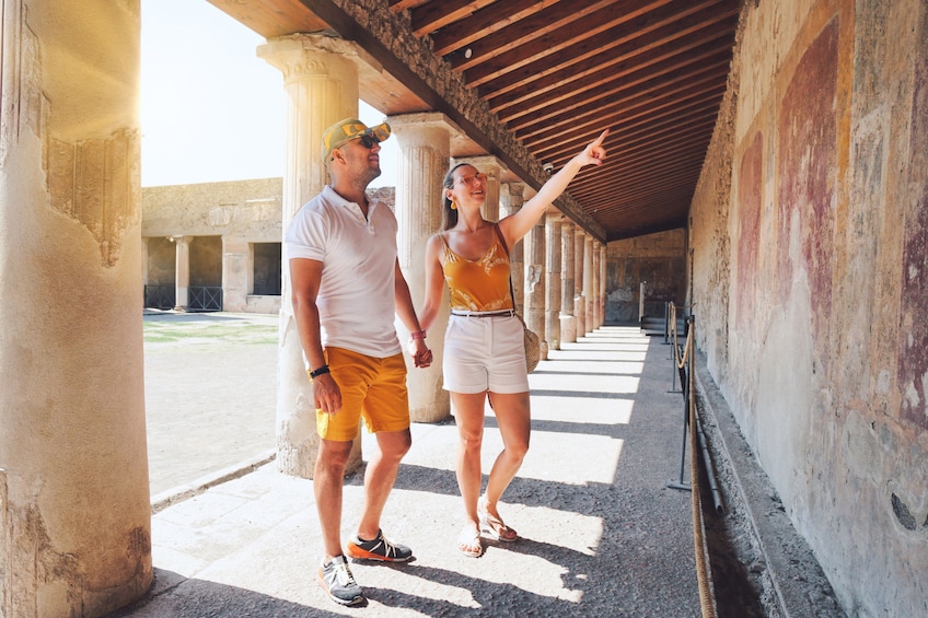Pompeii, Amalfi Coast and Sorrento Day Trip from Rome