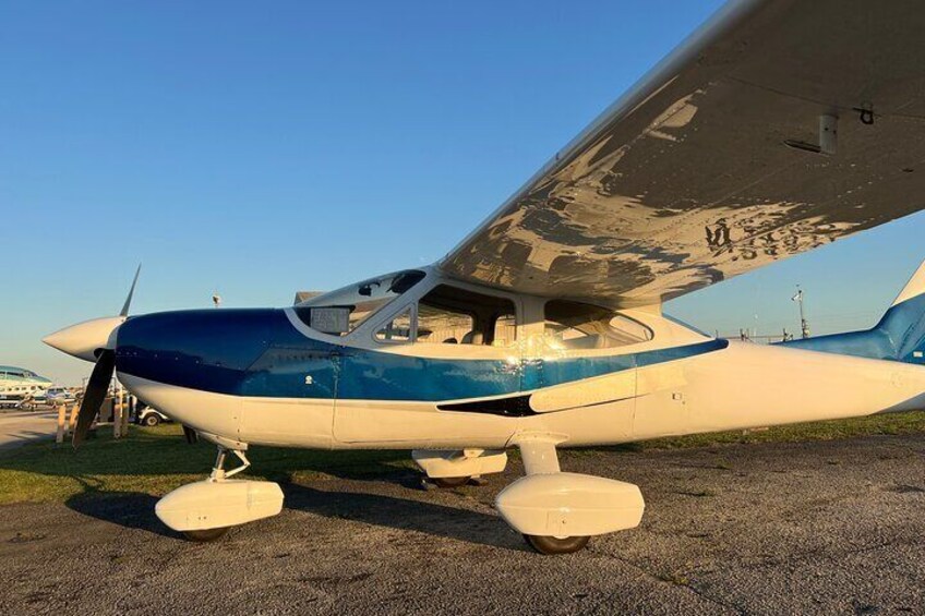 The Ultimate Miami Plane Tour: Beaches, Islands, Downtown Skyline