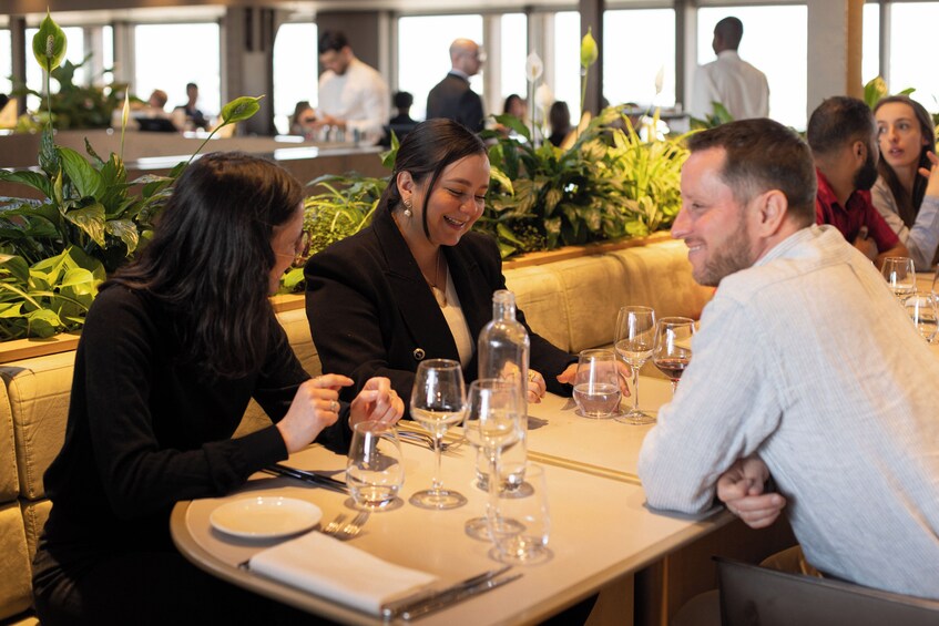 Lunch at the Eiffel Tower: Madame Brasserie Restaurant