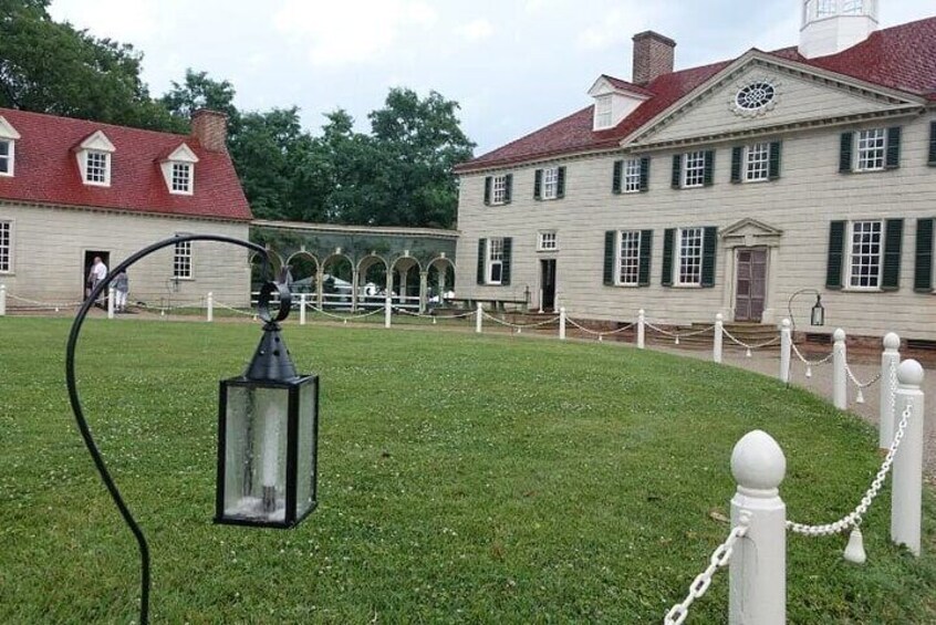 Mount Vernon Bus and Walking Tour