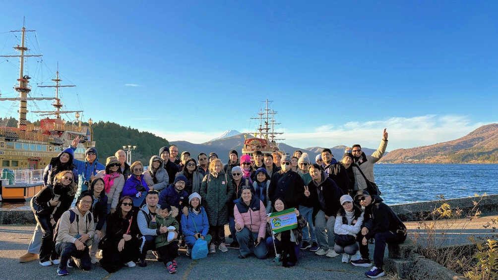 Mt Fuji and Hakone 1-Day Tour Return by Bullet Train