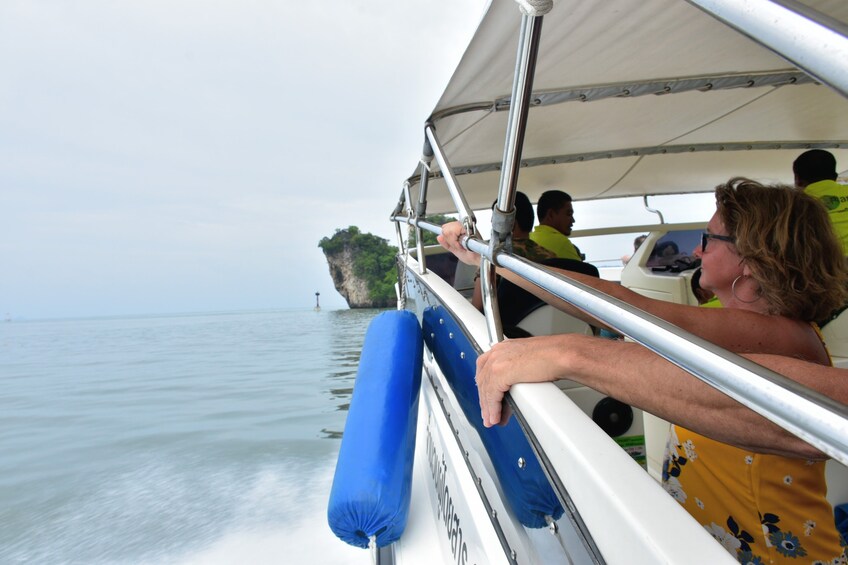 Koh Phi Phi to Krabi by Arisa Speed Boat Group