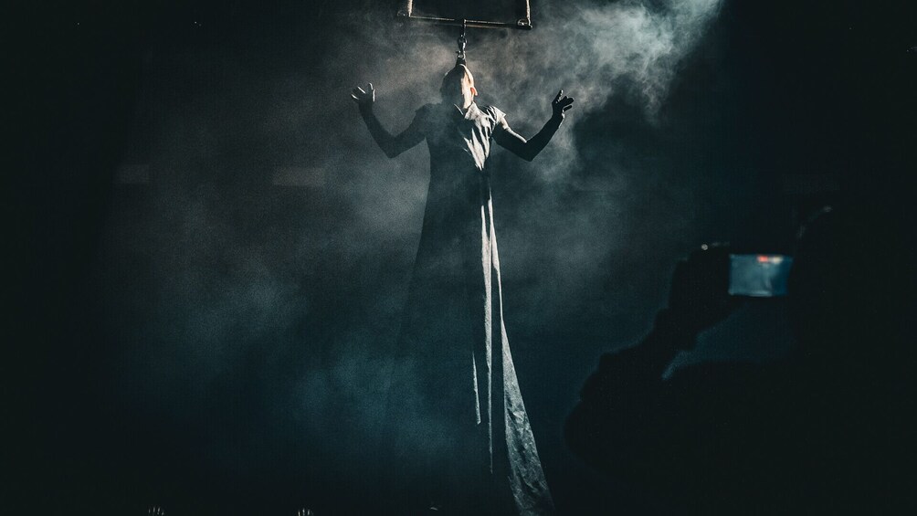 Dracula's - Dinner & Show