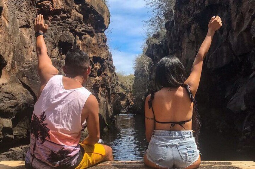 Half Day Bay Tour in Santa Cruz Island