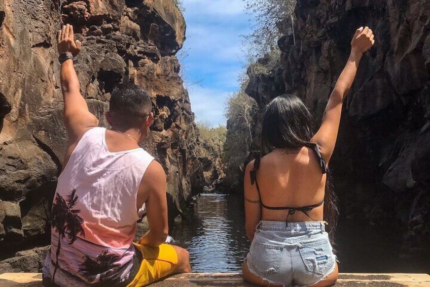 Half Day Bay Tour in Santa Cruz Island