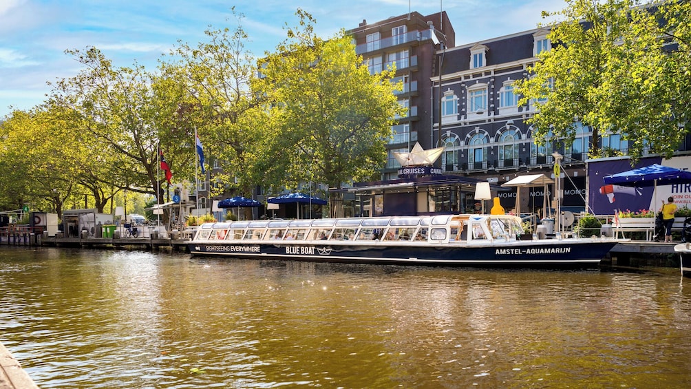 Blue Boat Company - 75 minute City Canal Cruise