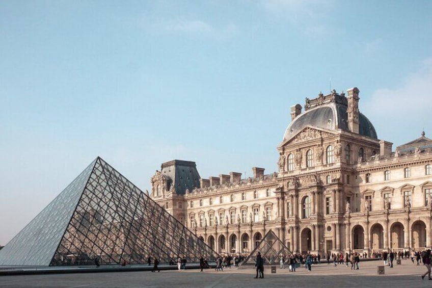 Louvre Museum Ticket & Seine River Cruise