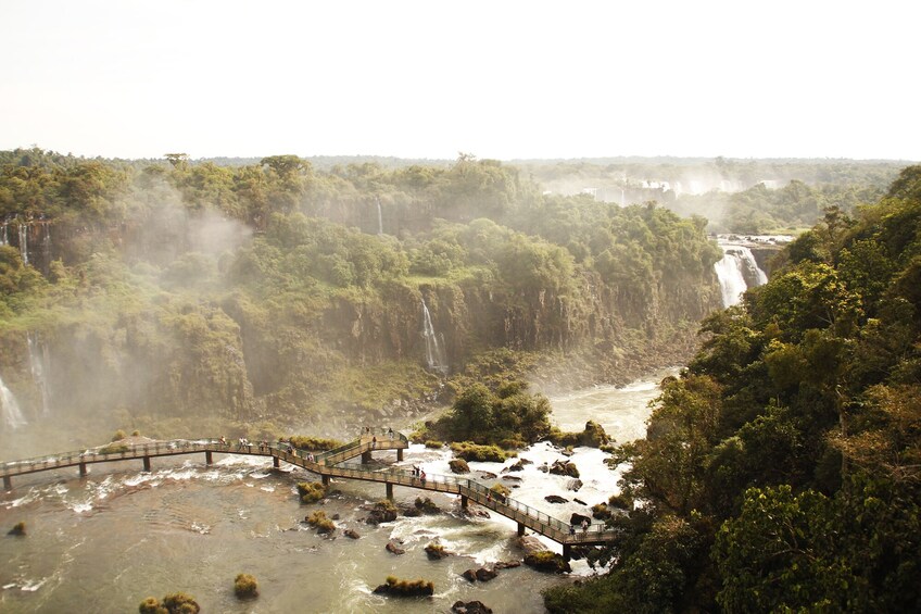 Iguassu Falls Full-Day Tour: Brazil & Argentina sides