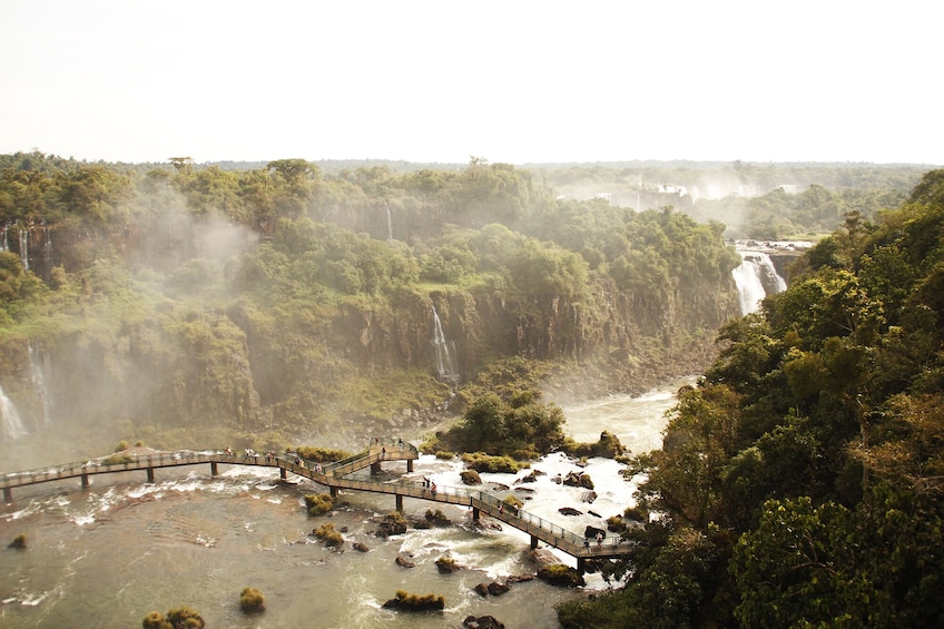 Iguassu Falls Full-Day Tour: Brazil & Argentina sides