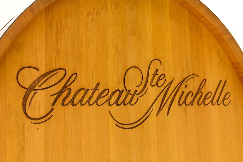 Snoqualmie Falls & Seattle Winery Tour