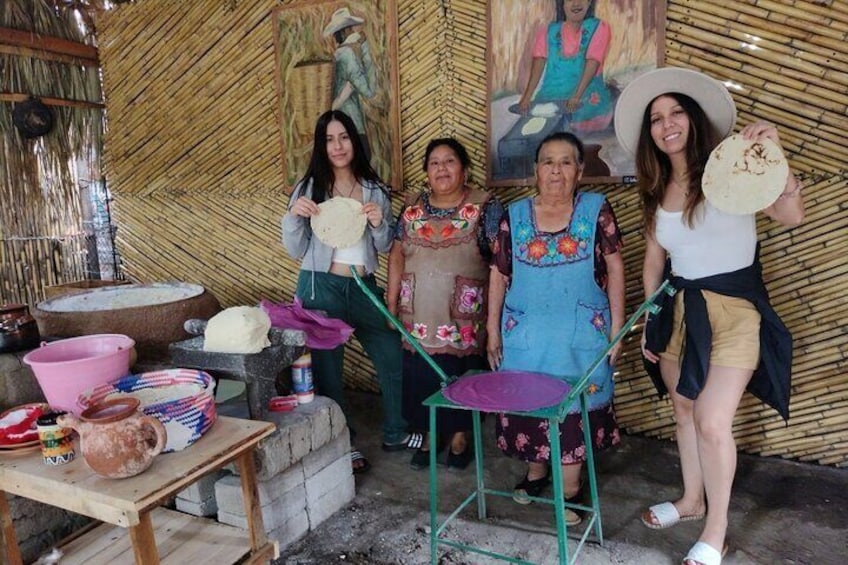 a day in the life of a Zapotec village