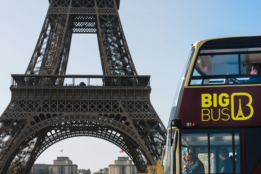 Paris Hop-On Hop-Off Bus Tour