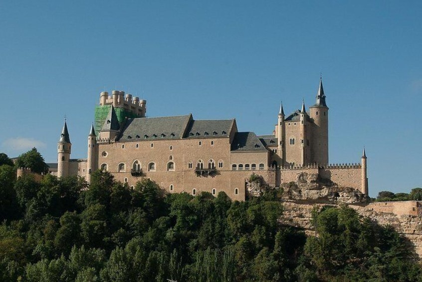 Segovia Private Walking Tour with Professional Guide