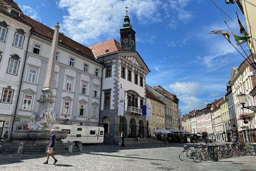 Ljubljana with Funicular, Castle and Lake Bled from Zagreb