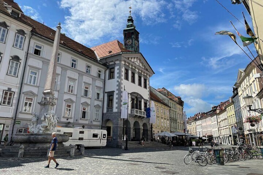 Ljubljana with Funicular, Castle and Lake Bled from Zagreb