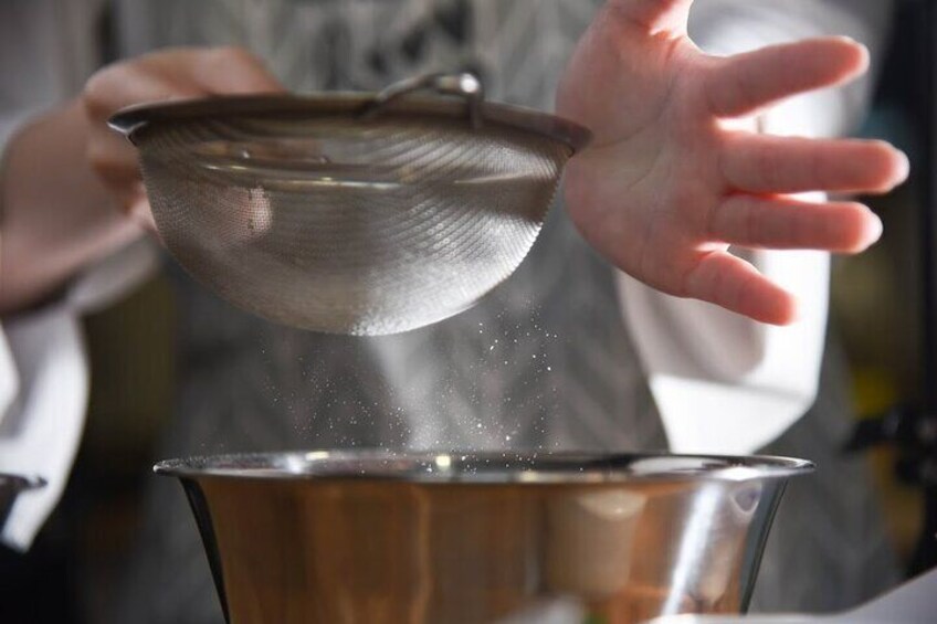 Hong Kong Cultural Experience: Making Milky Mooncakes