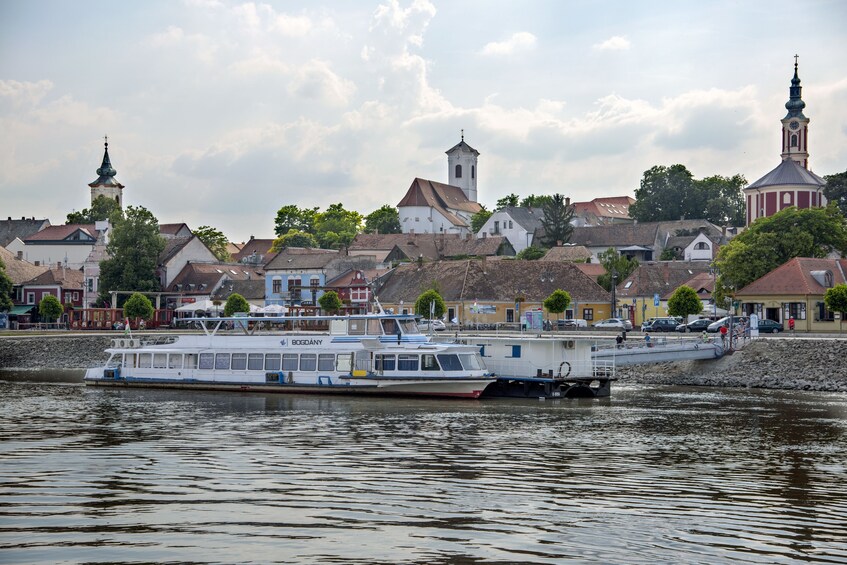 Danube Bend Day Trip to Esztergom, Visegrád & Szentendre
