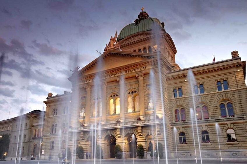 Small-Group Bern Full-Day Trip from Lucerne
